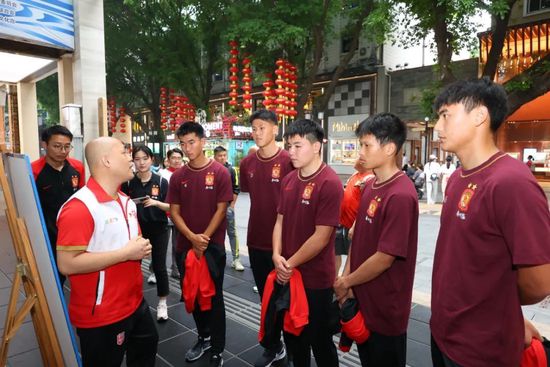嗯啊别揉了快进来嗯啊视频